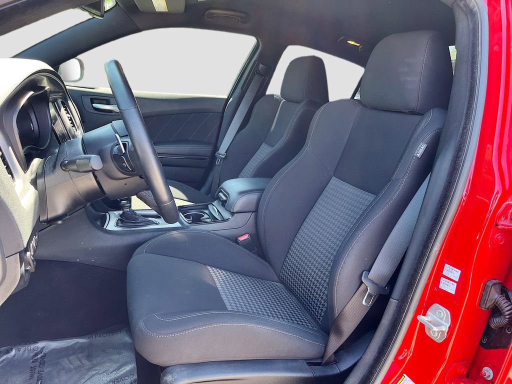 Used 2022 Dodge Charger R/T w/ Blacktop Package image 19