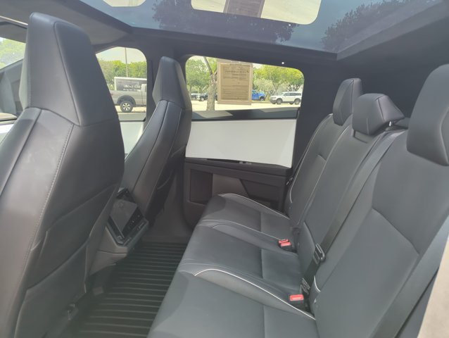 Used 2024 Tesla Cybertruck AWD Crew Cab image 18