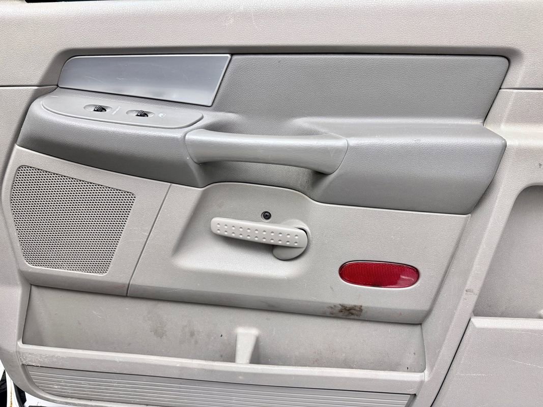 Used 2007 Dodge Ram 1500 Truck SLT w/ Trailer Tow Group image 14