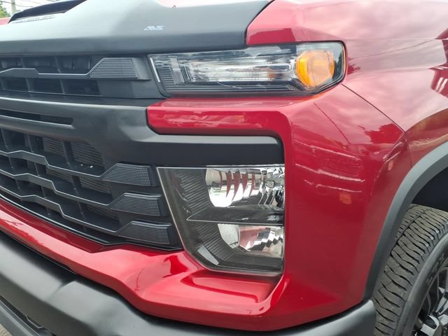 Used 2024 Chevrolet Silverado 2500 LT AWD/4WD image 10