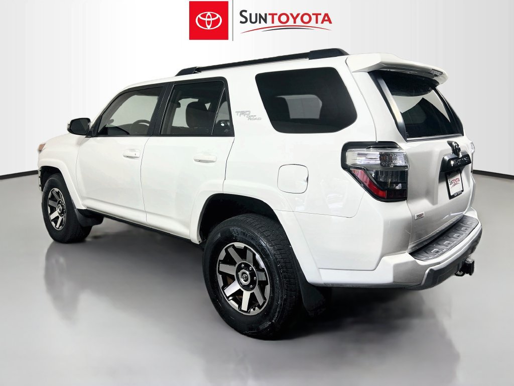 Used 2022 Toyota 4Runner TRD Off-Road Premium w/ Moonroof Package AWD/4WD image 5