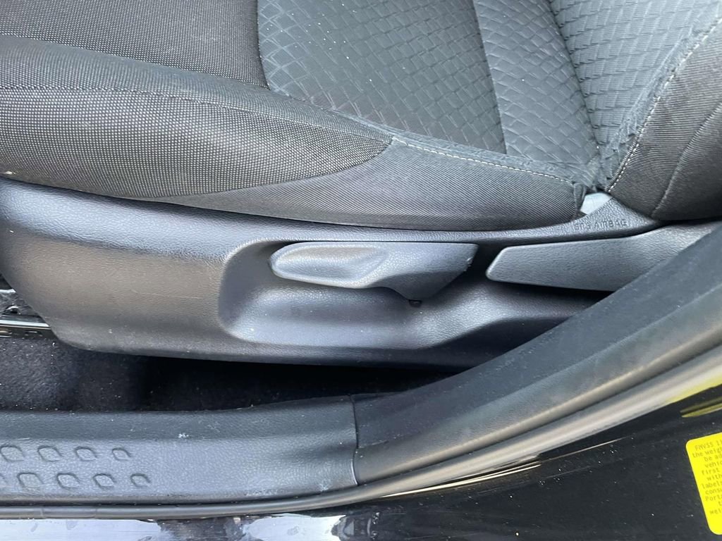 Used 2021 Toyota C-HR LE image 28