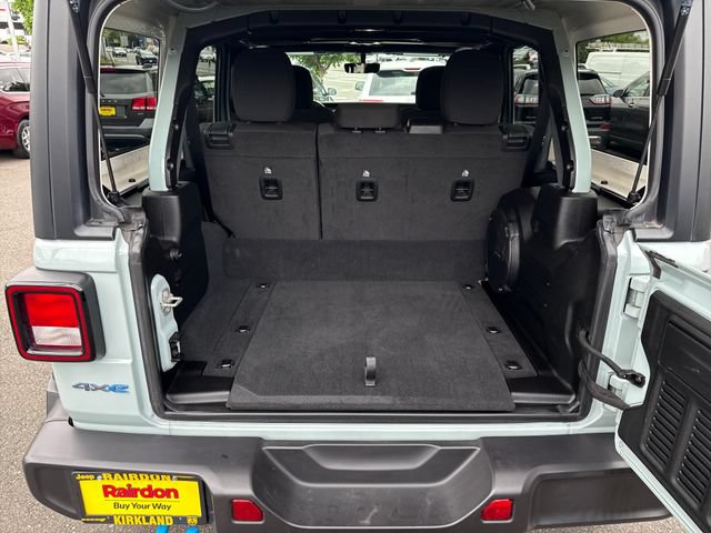 Used 2023 Jeep Wrangler Unlimited AWD/4WD image 12