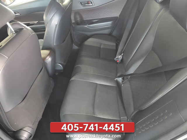 Used 2019 Toyota C-HR Limited FWD image 27