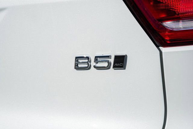 New 2026 Volvo XC40 B5 Plus w/ Protection Package Premier image 8