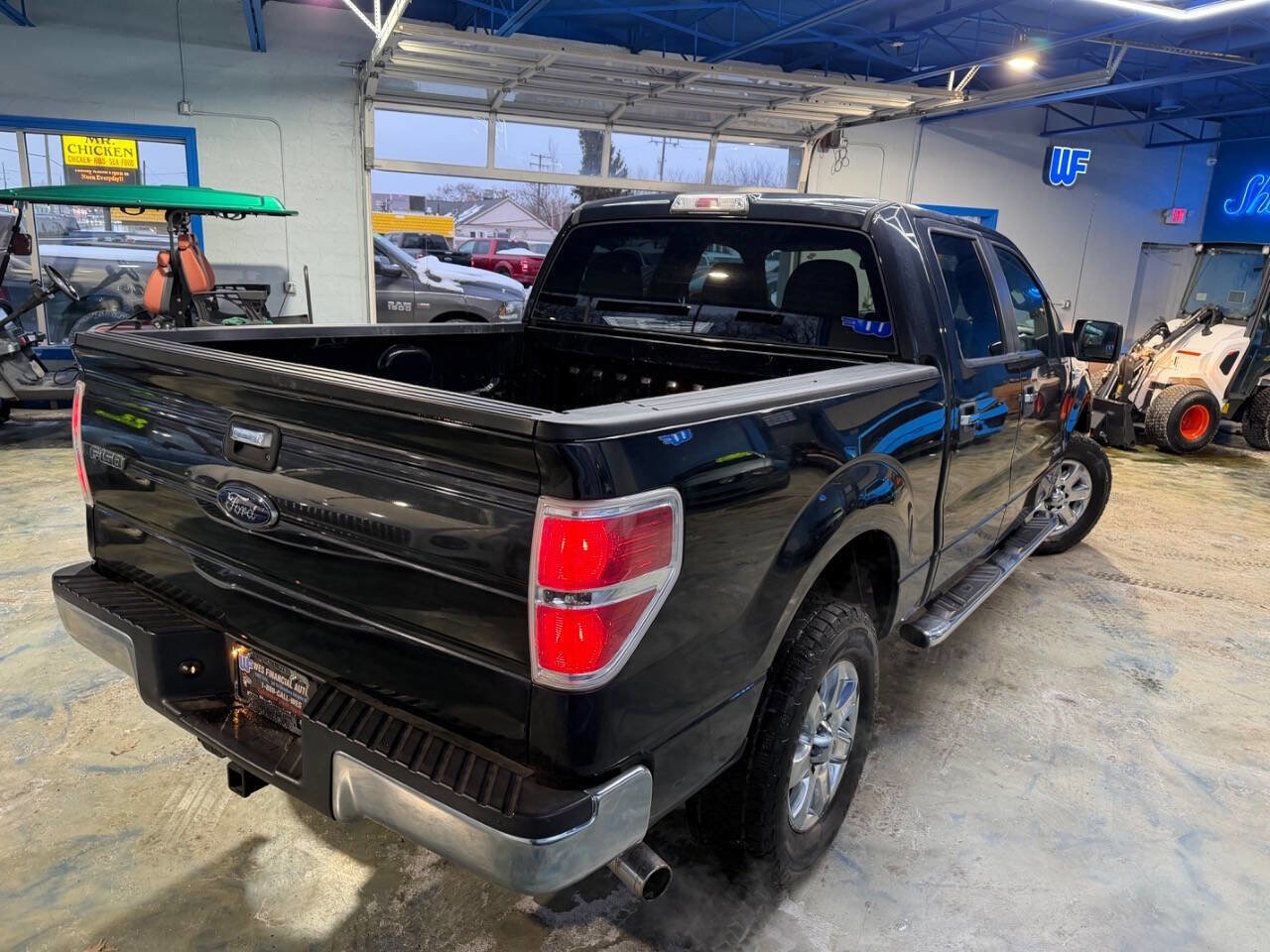 Used 2014 Ford F150 XLT w/ XTR Package image 2