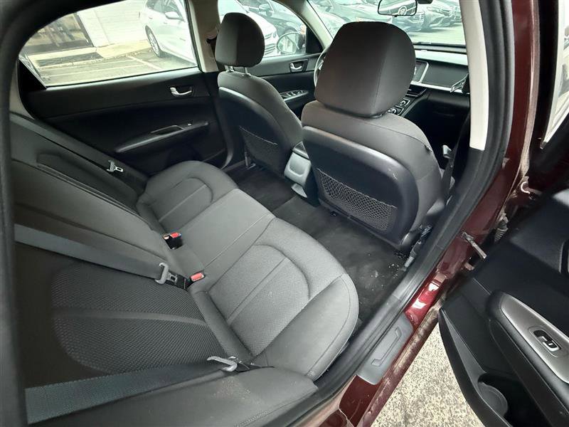 Used 2019 Kia Optima LX image 27