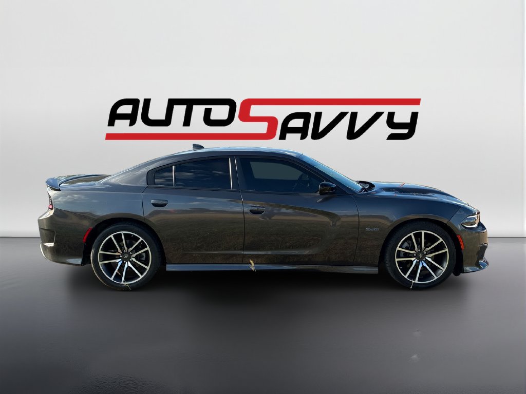 Used 2023 Dodge Charger R/T RWD image 4