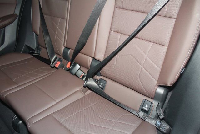 Used 2025 BMW X2 xDrive28i w/ Premium Package image 23