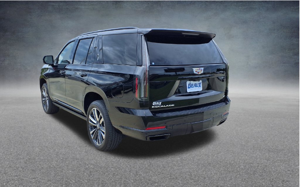 Used 2025 Cadillac Escalade Sport AWD/4WD image 5