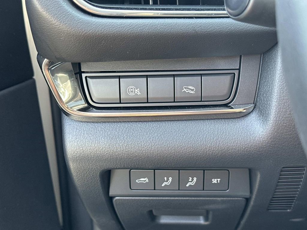 Certified 2025 MAZDA CX-30 AWD 2.5 S w/ Premium Package image 16