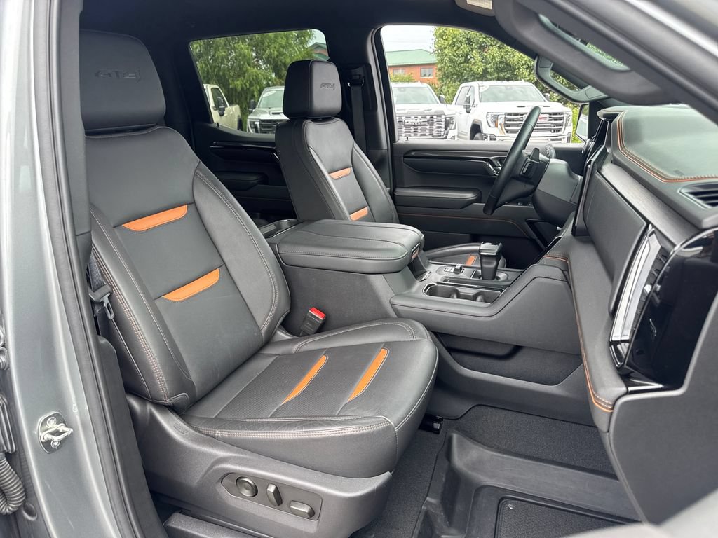 Used 2023 GMC Sierra 1500 AT4 w/ AT4 Premium Package AWD/4WD image 13