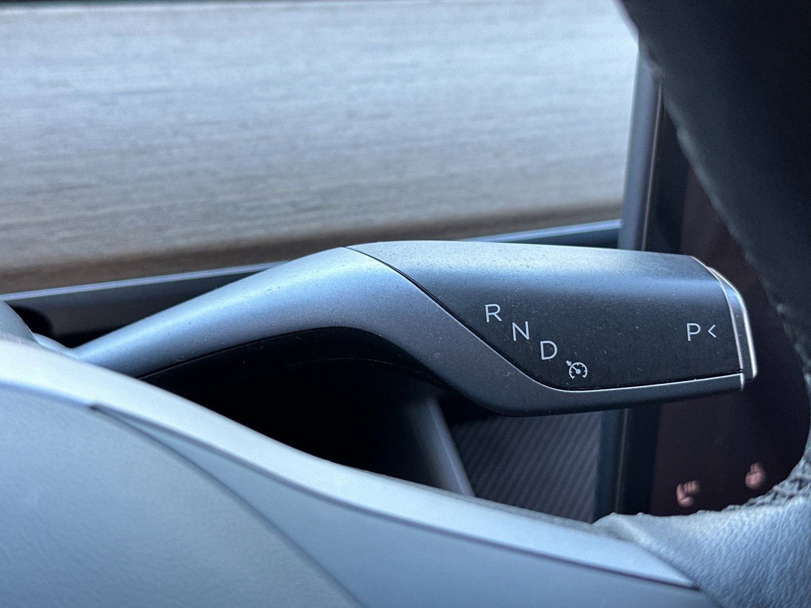 Used 2021 Tesla Model Y Standard Range image 21