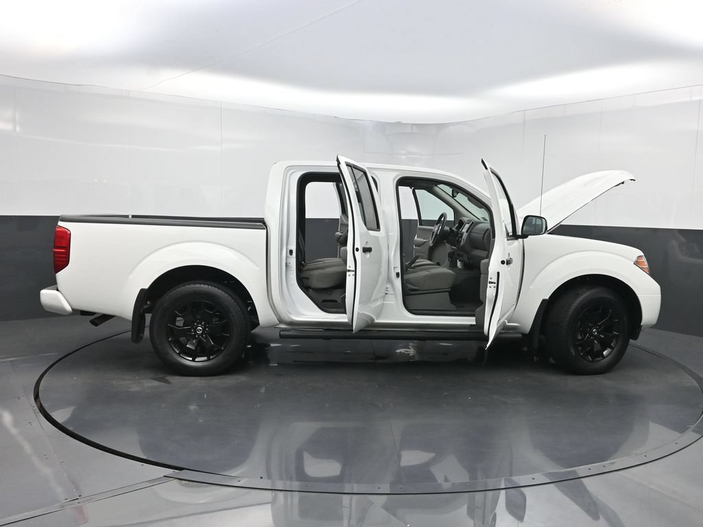 Used 2020 Nissan Frontier SV w/ Midnight Edition Floor Mats AWD/4WD image 32