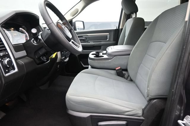 Used 2019 RAM 1500 Classic SLT RWD image 17