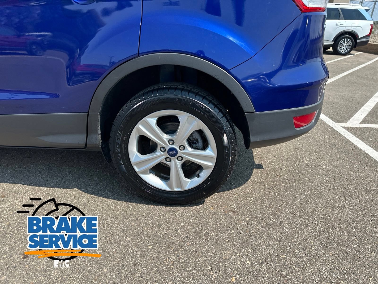 Used 2015 Ford Escape SE FWD image 9