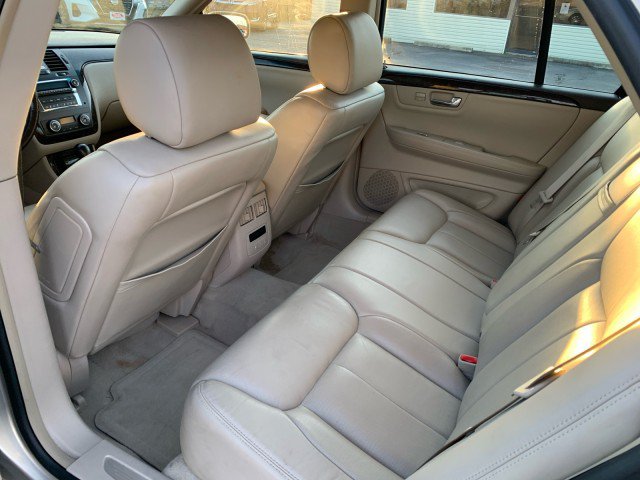 Used 2008 Cadillac DTS 1SH FWD image 11
