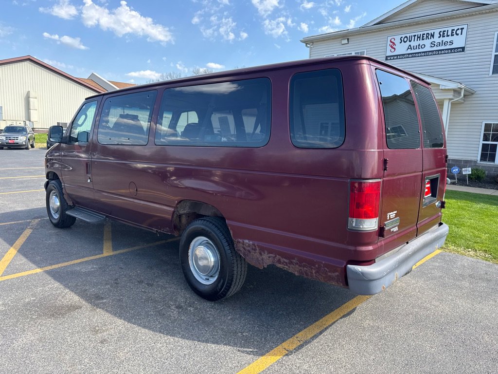 Used 2006 Ford E-350 and Econoline 350 XL RWD image 8