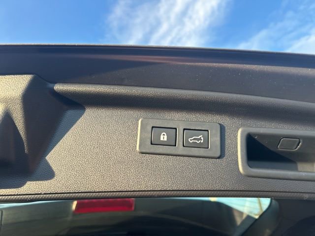 Used 2020 Subaru Forester Touring image 10