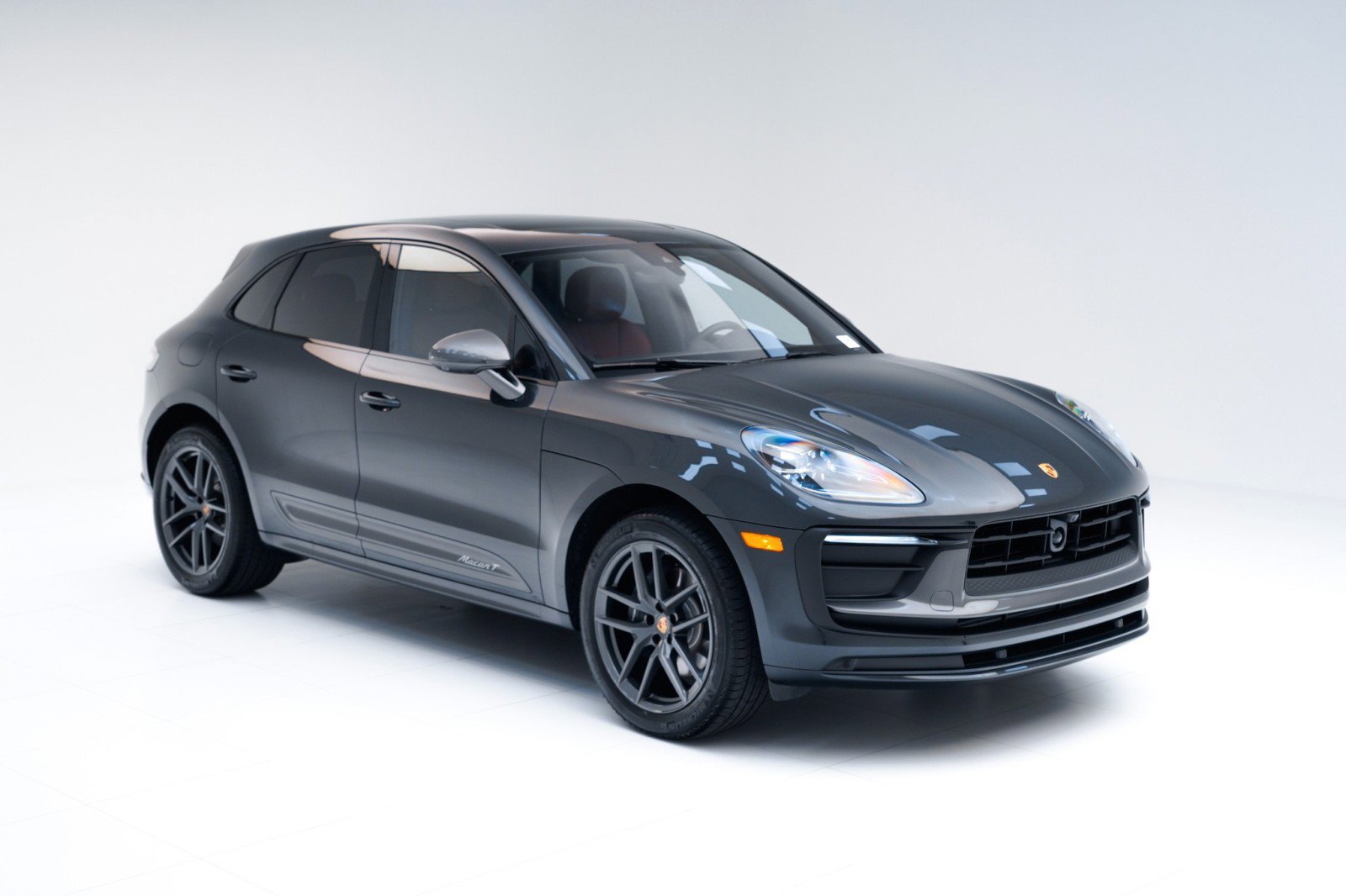 New 2026 Porsche Macan image 7