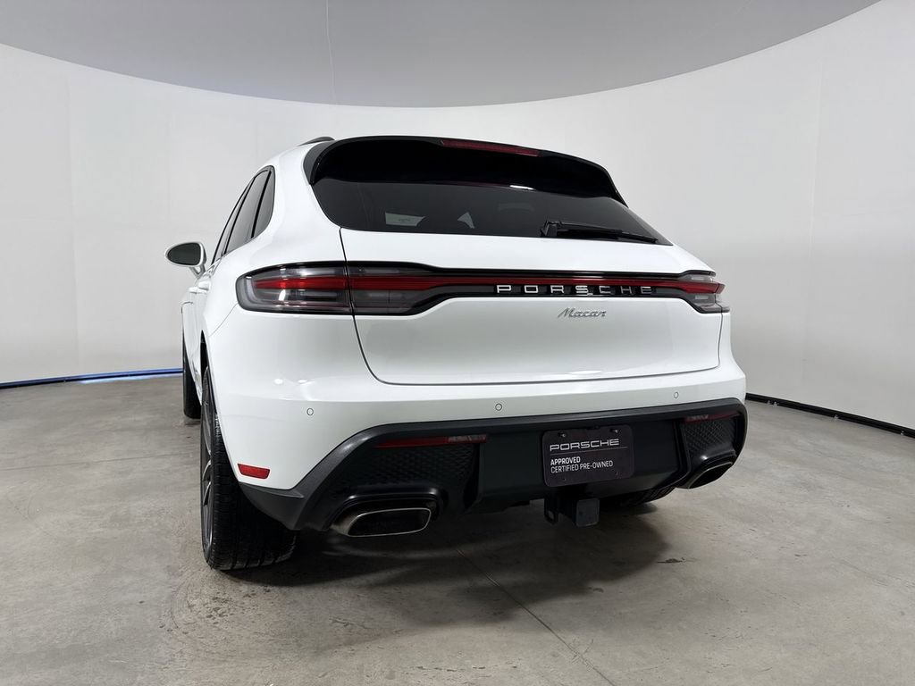 Certified 2025 Porsche Macan image 20