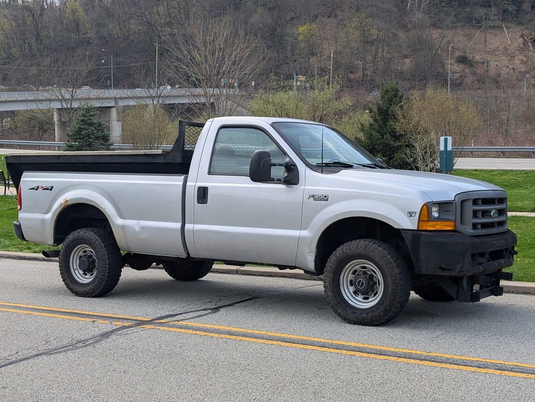 Used 1999 Ford F350 XL image 3