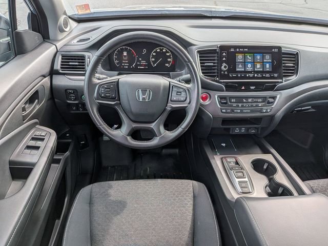 Used 2025 Honda Ridgeline Sport image 31