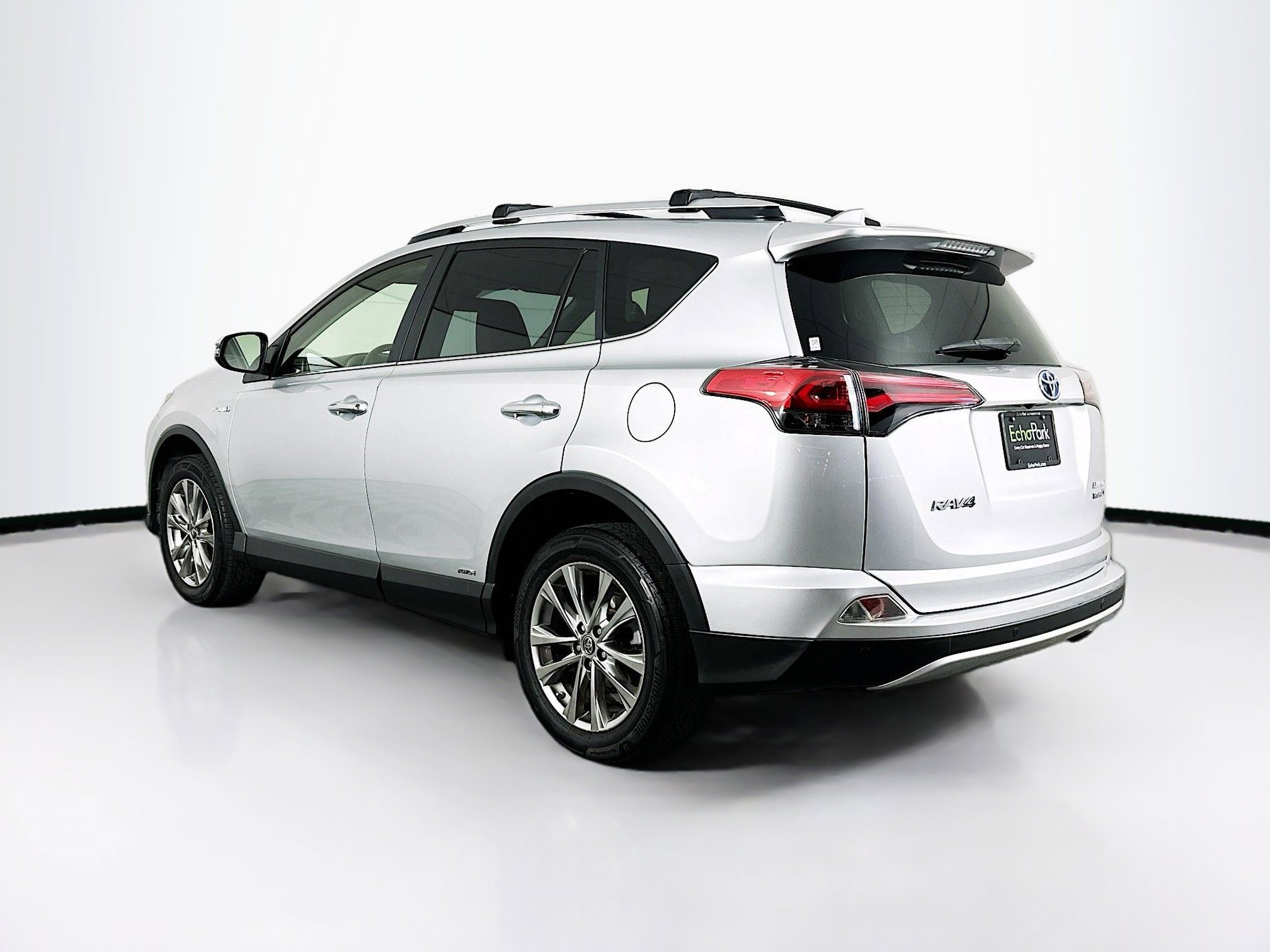 Used 2016 Toyota RAV4 Limited image 5