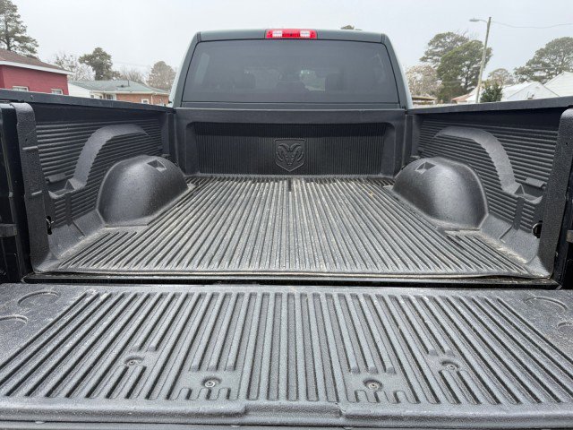 Used 2015 RAM 2500 Tradesman w/ Chrome Appearance Group image 15