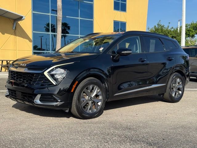 Certified 2023 Kia Sportage SX image 2