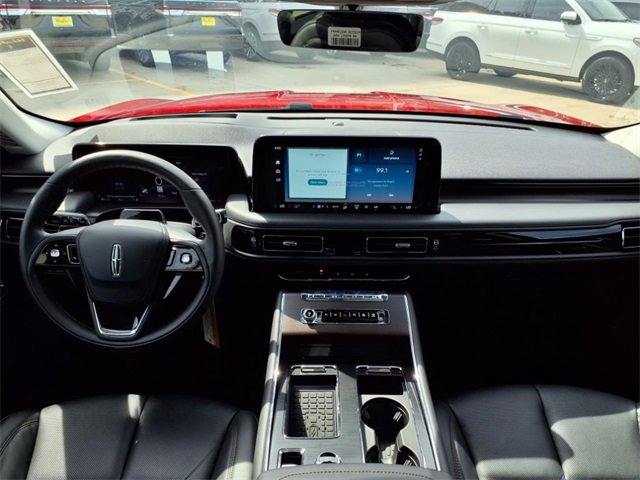New 2025 Lincoln Aviator Reserve w/ Illumination Package image 3