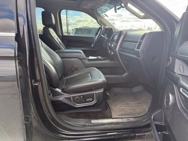 Used 2019 Ford Expedition Max Platinum AWD/4WD image 13