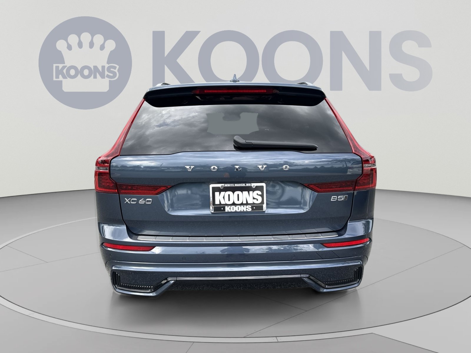 Certified 2026 Volvo XC60 B5 Plus AWD/4WD image 5