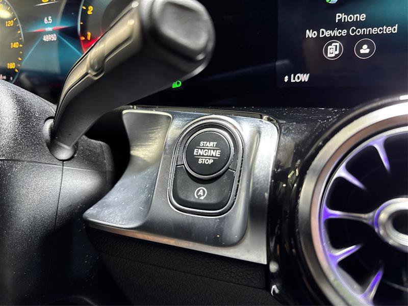 Used 2020 Mercedes-Benz GLB 250 4MATIC image 35