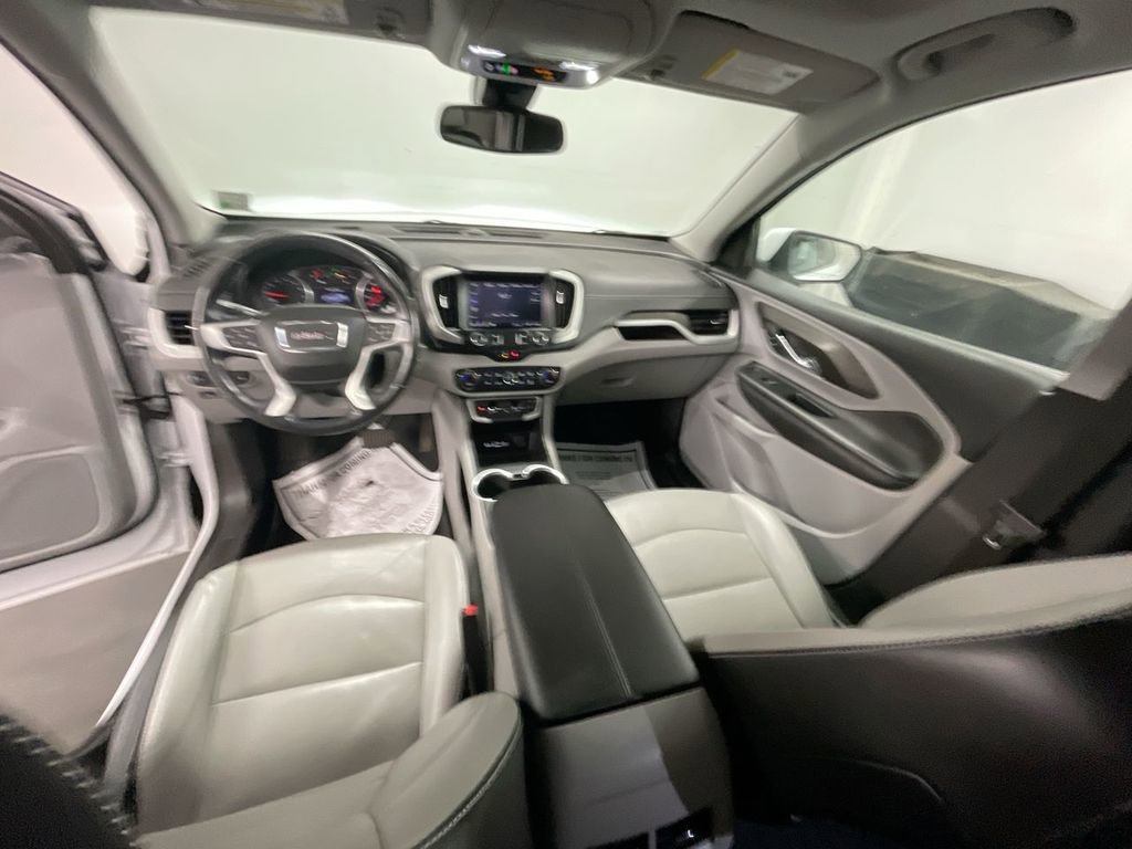 Used 2022 GMC Terrain SLT image 20