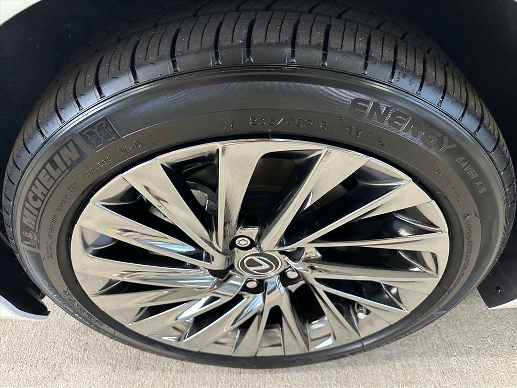 Used 2024 Lexus ES 350 Ultra Luxury image 8