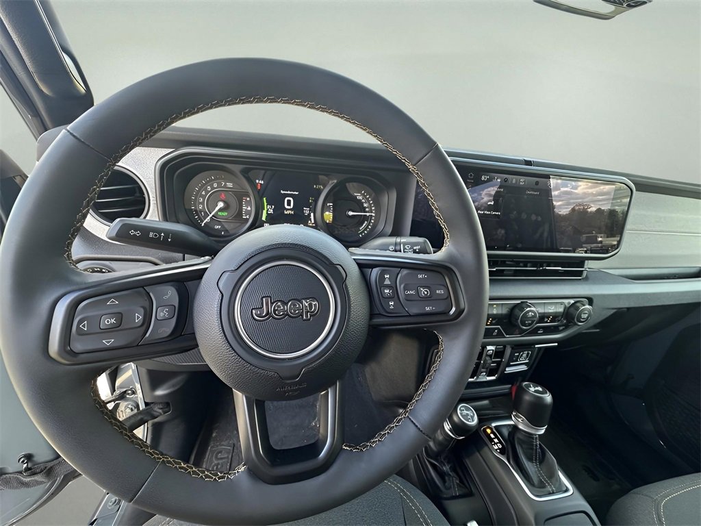 Used 2024 Jeep Wrangler Unlimited w/ Convenience Group image 22