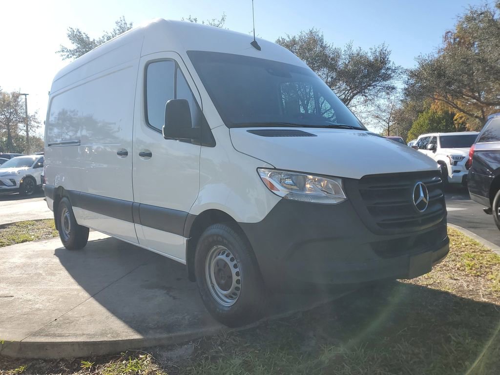 Used 2023 Mercedes-Benz Sprinter 2500 image 7
