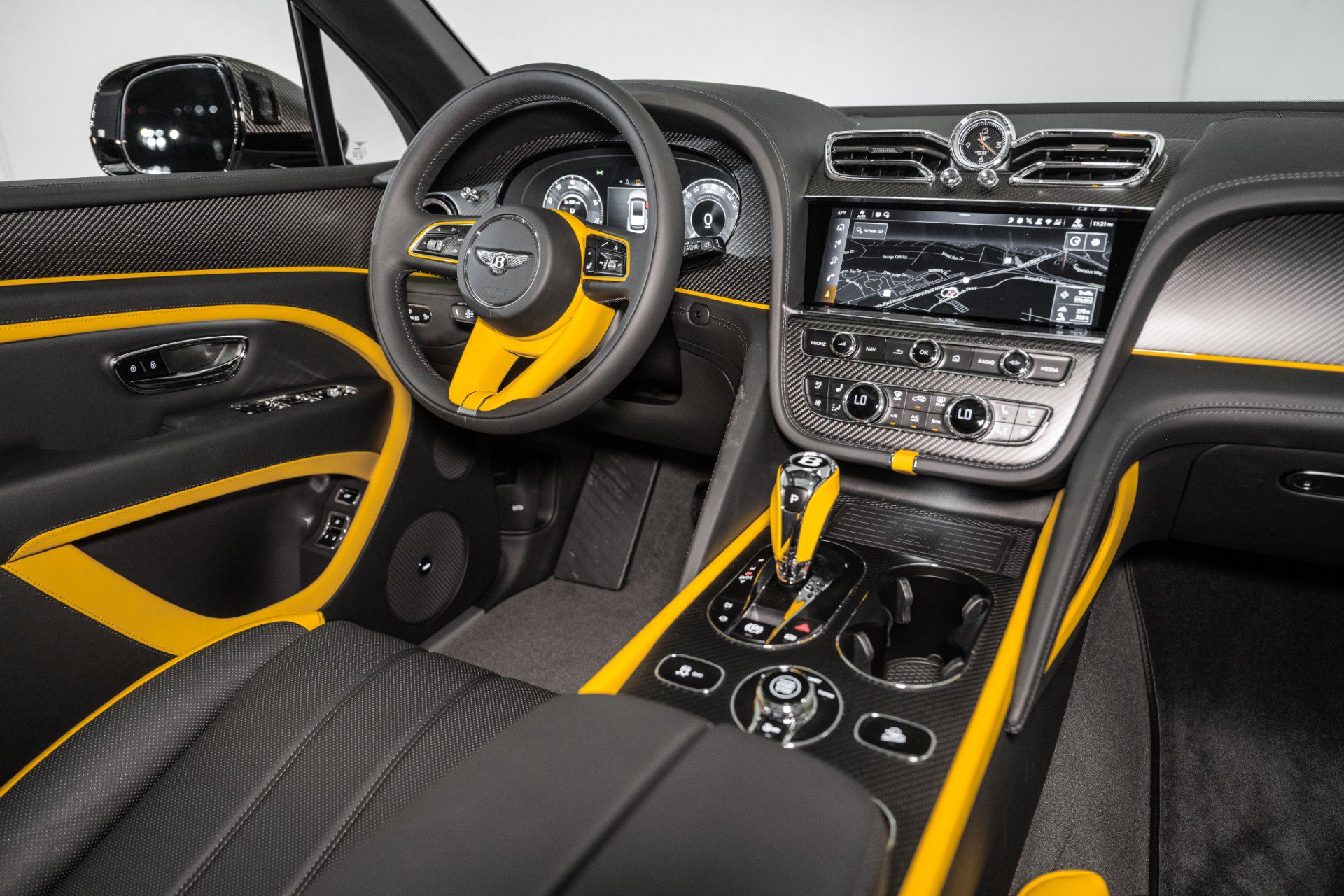 New 2025 Bentley Bentayga image 34
