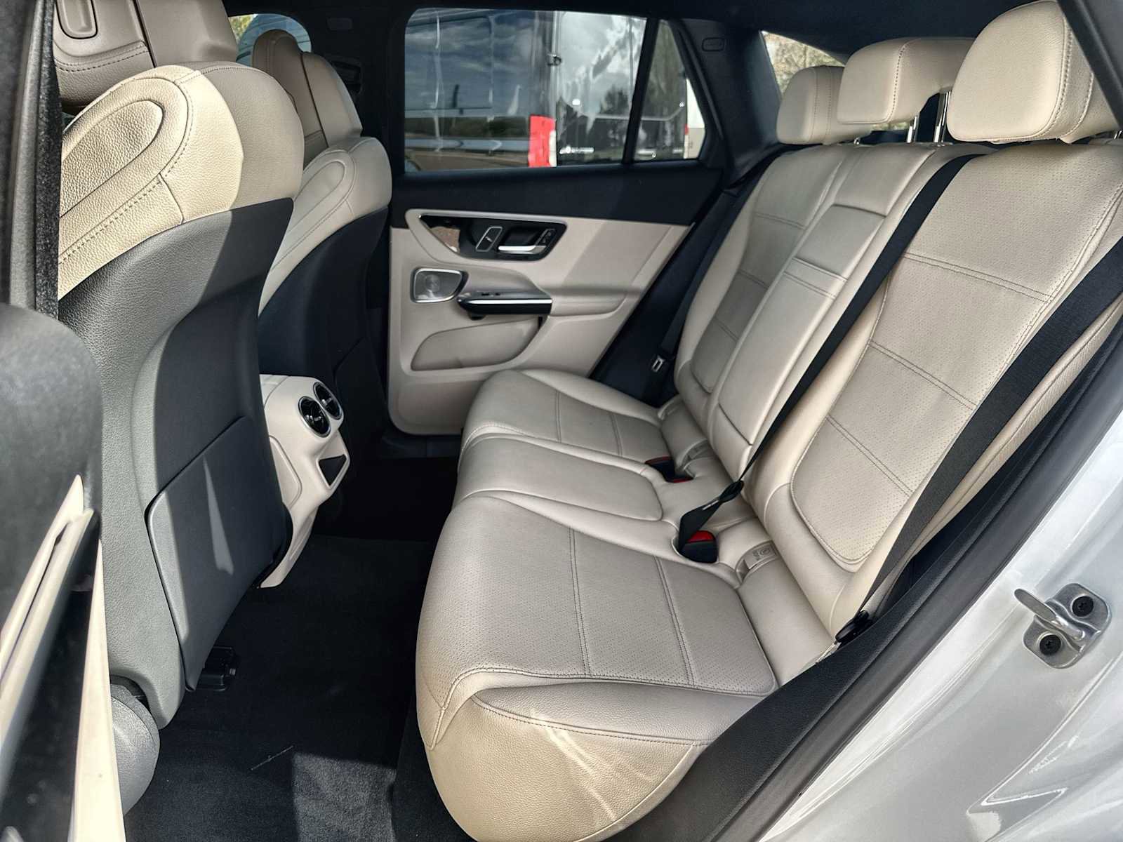 New 2026 Mercedes-Benz GLC 300 image 4