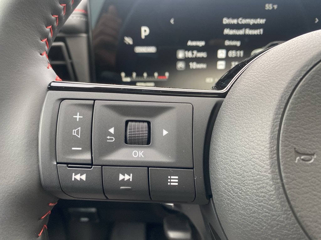 New 2026 Nissan Kicks SR w/ SR Premium Package FWD image 19