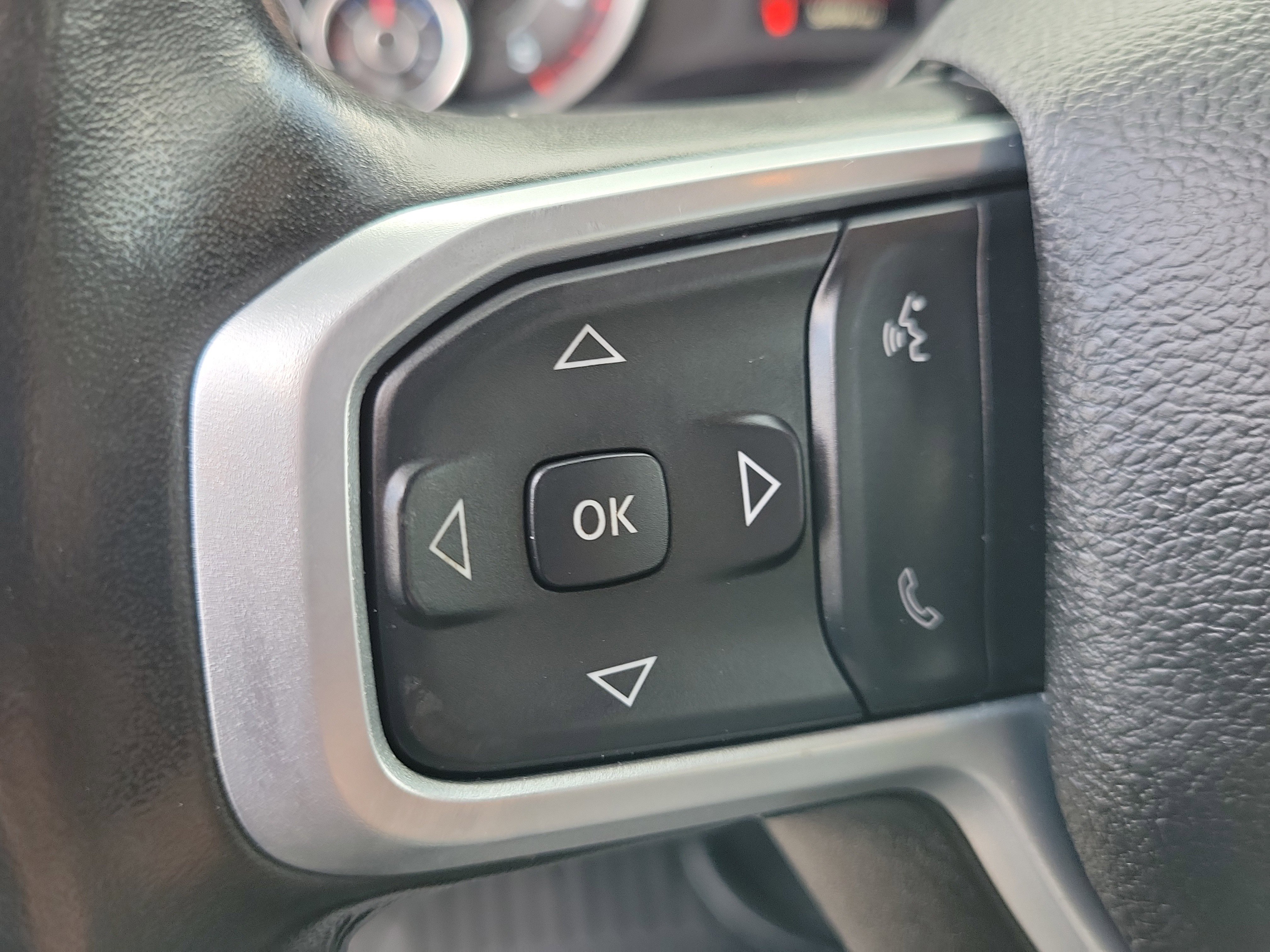 Used 2024 RAM 2500 Big Horn image 26