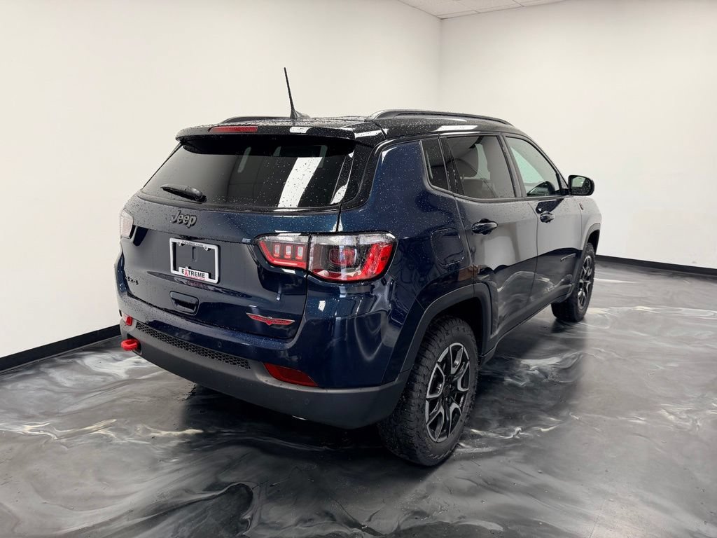 New 2026 Jeep Compass Trailhawk AWD/4WD image 22