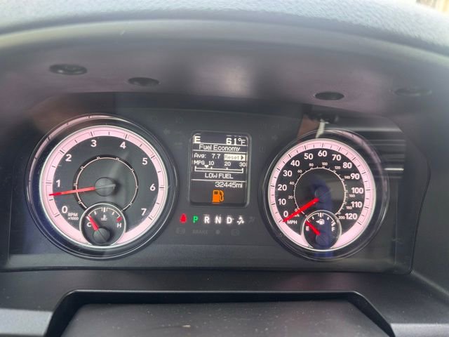 Used 2024 RAM 1500 Tradesman w/ Chrome Appearance Group RWD image 17