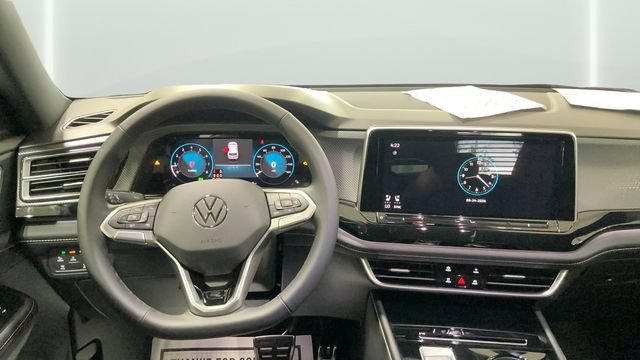 New 2026 Volkswagen Atlas Cross Sport SEL R-Line AWD/4WD image 10