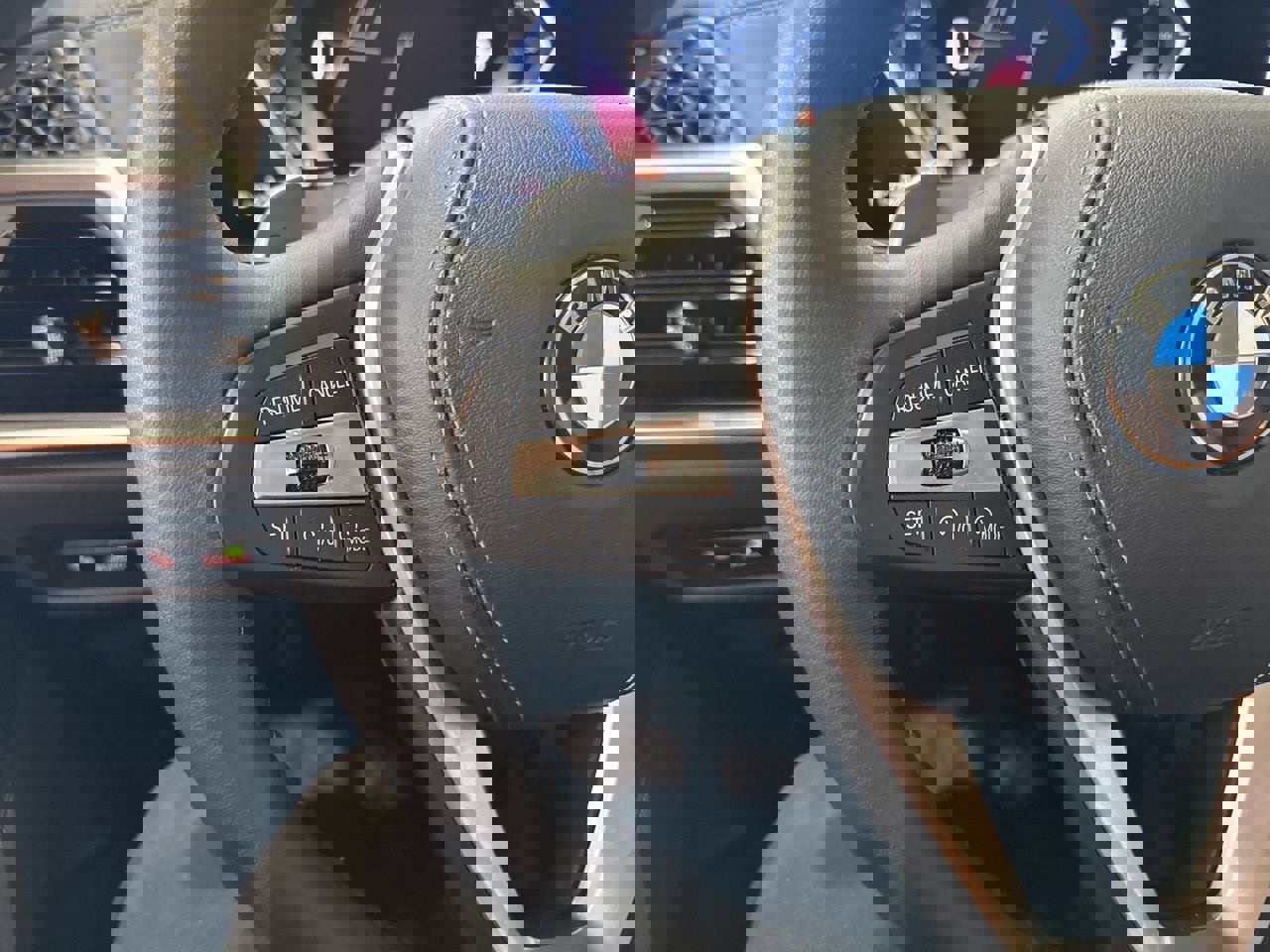 Certified 2025 BMW X5 xDrive40i image 21