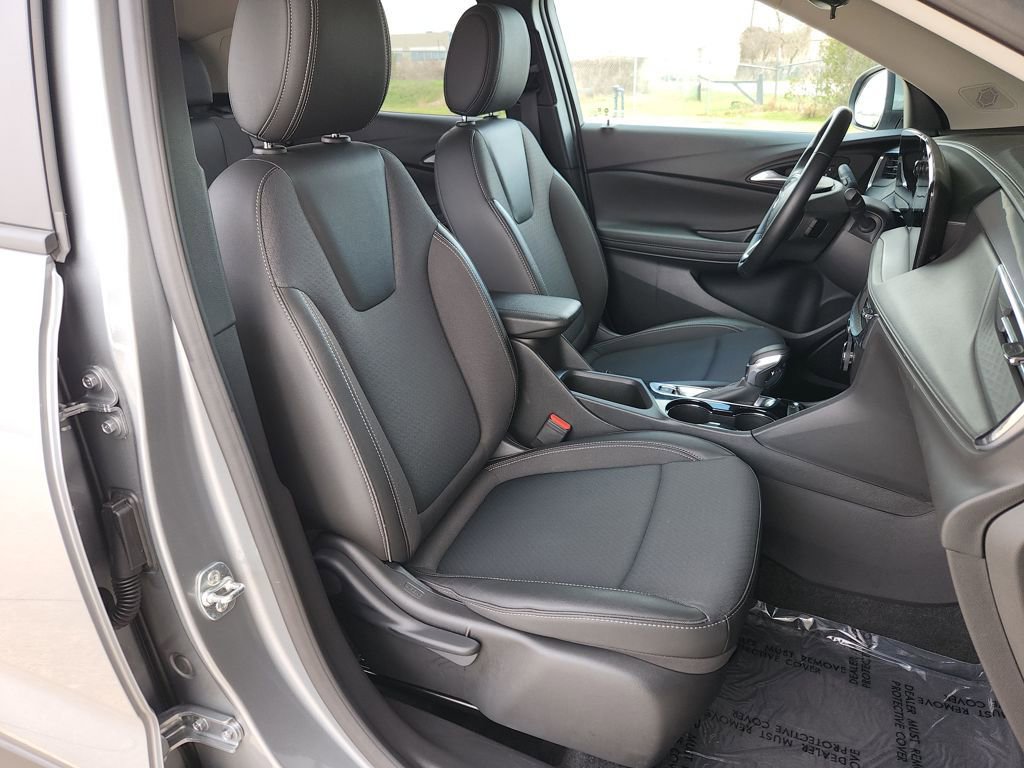 Used 2025 Buick Encore GX Preferred image 15