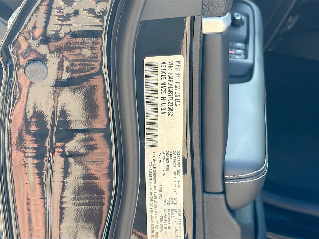 New 2026 Jeep Grand Cherokee Altitude AWD/4WD image 43