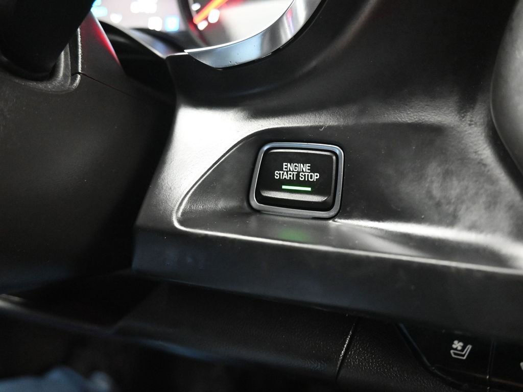 Used 2016 Chevrolet Camaro SS image 23