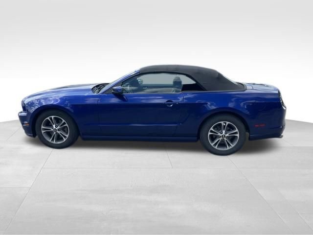 Used 2014 Ford Mustang Premium RWD image 8